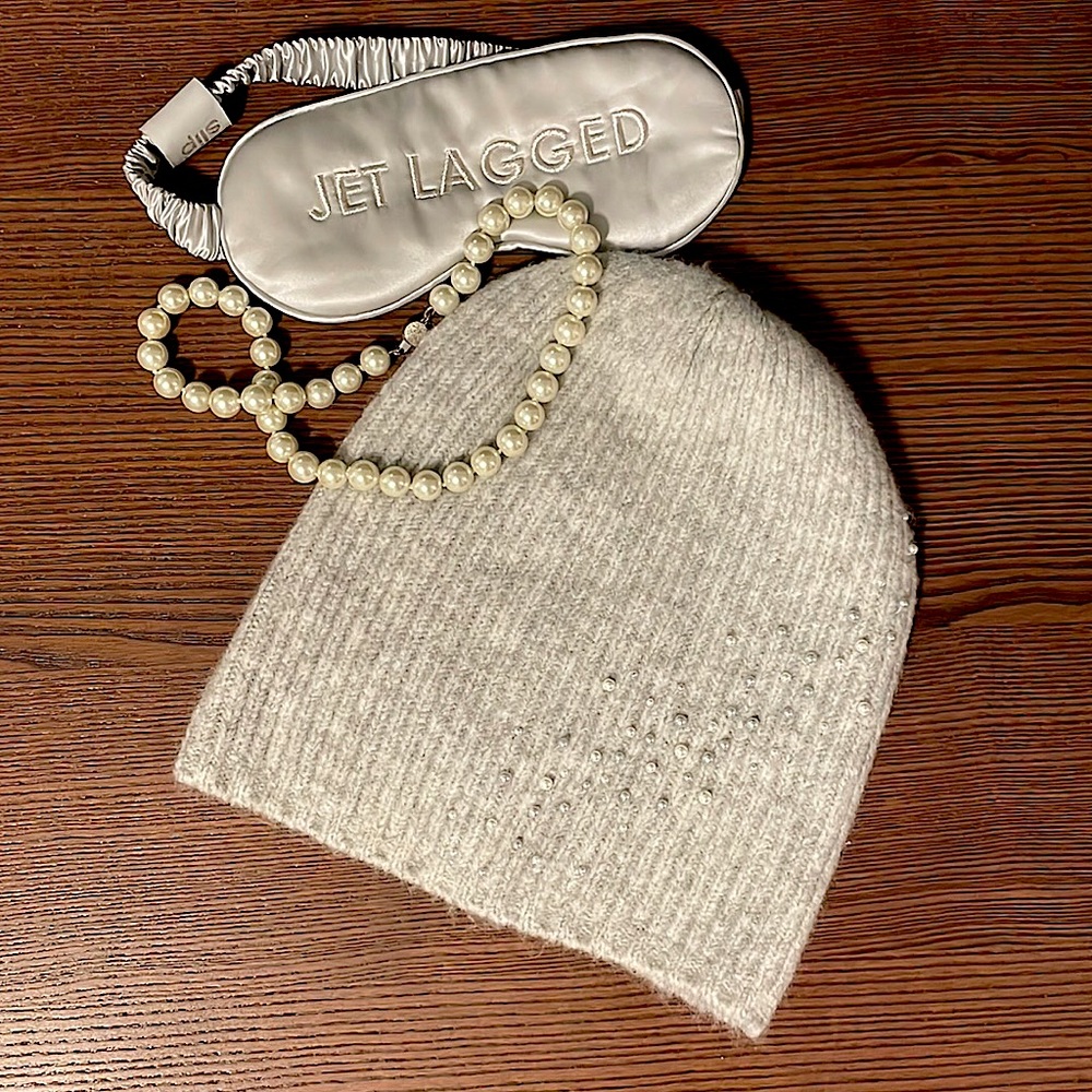 Anthropologie Sleeping On Snow Grey Pearl Beanie